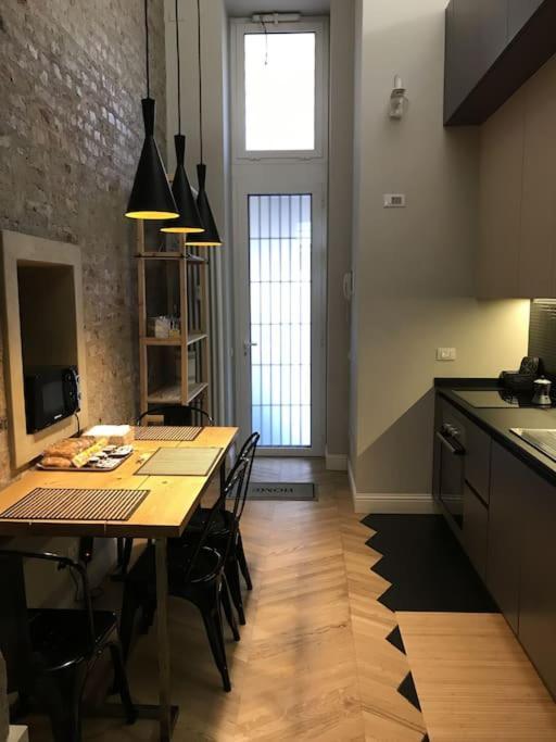 Appartamento Dezza Loft Milano Esterno foto